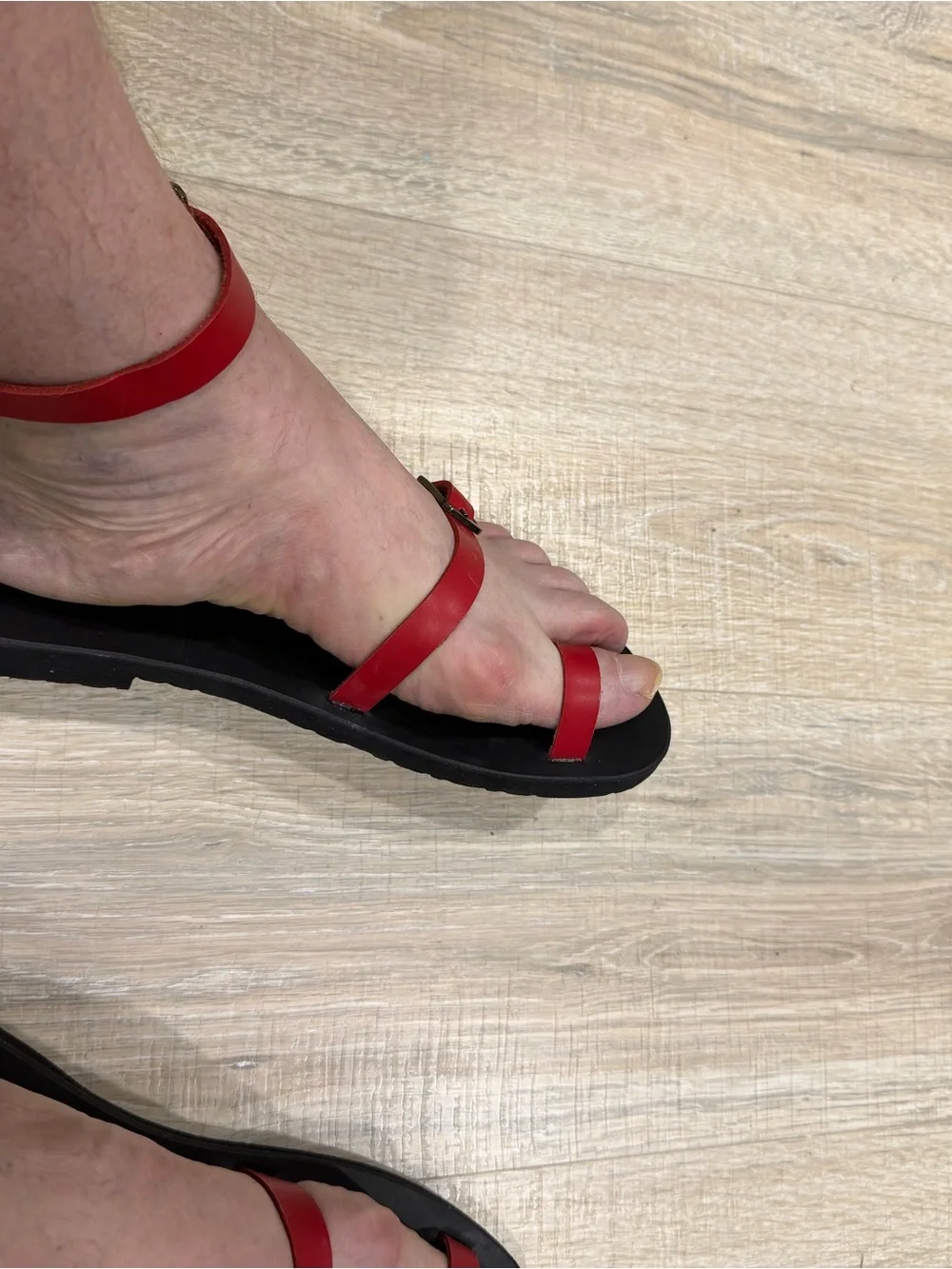 Minimalist Red & Black Leather Calpas Handmade Toe-Loop Sandals US Mens 11
